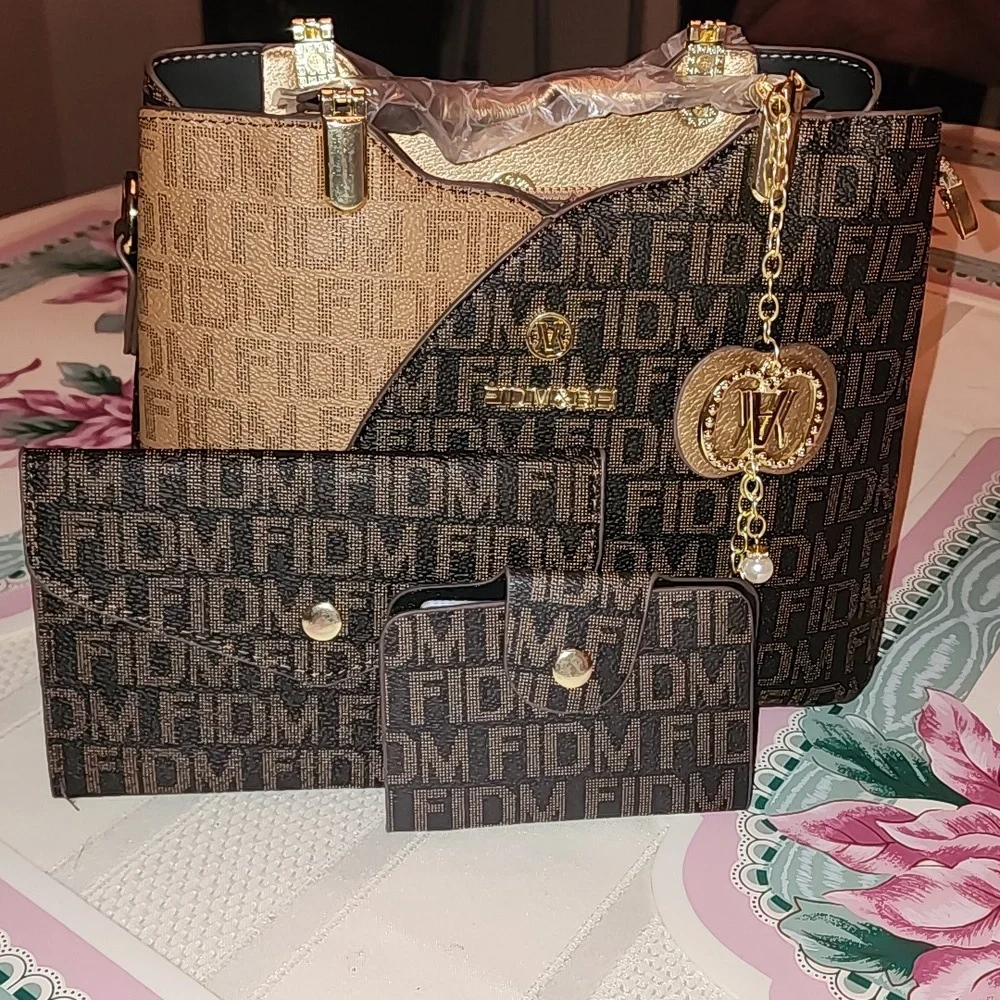 This Year's popular Large capacity Classic Women's casual Tote Bag, High-end